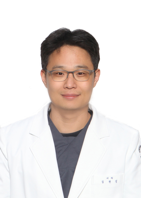 감염내과 정현걸 의사 사진